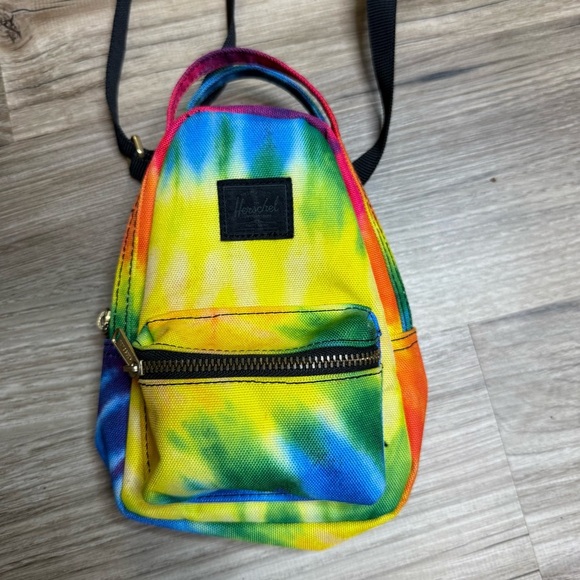 HERSCHEL MINI NOVA CROSSBODY BAG - Picture 1 of 4